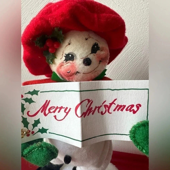 Annalee caroling Snowman Doll - Picture 6 of 6